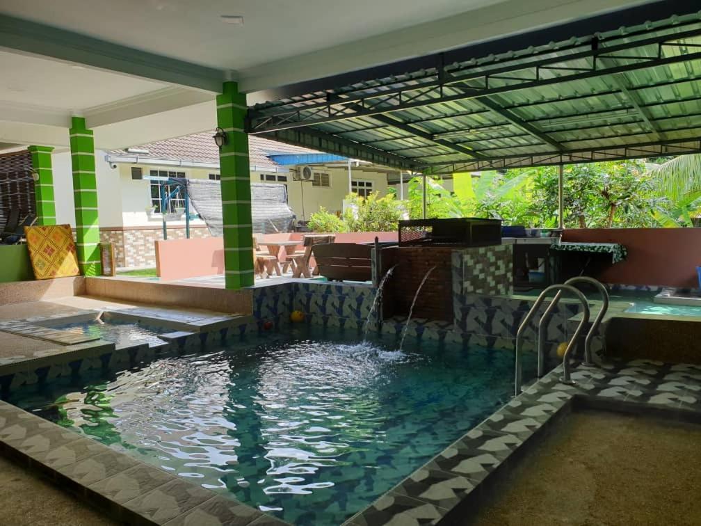 Inapdesa Teratak Bonda, Sepri Rembau Villa Kültér fotó